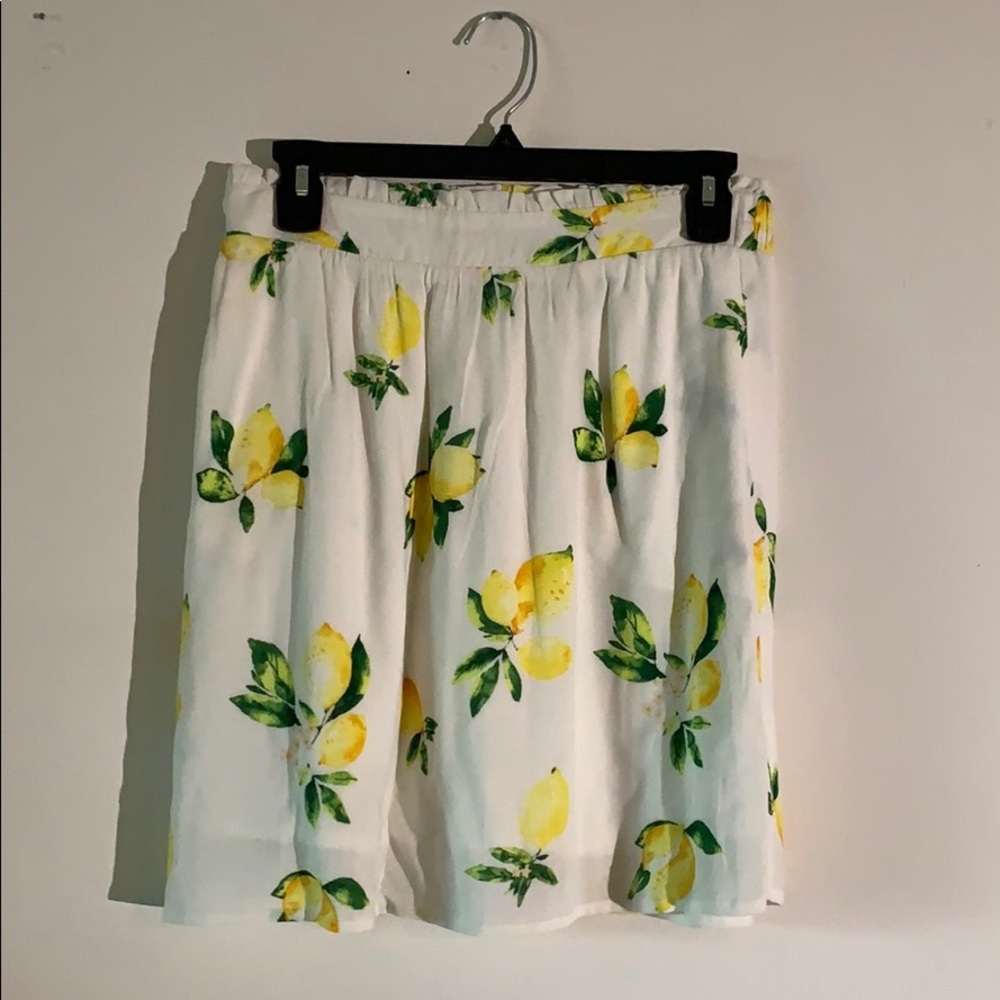 Lemon-Patterned Skirt